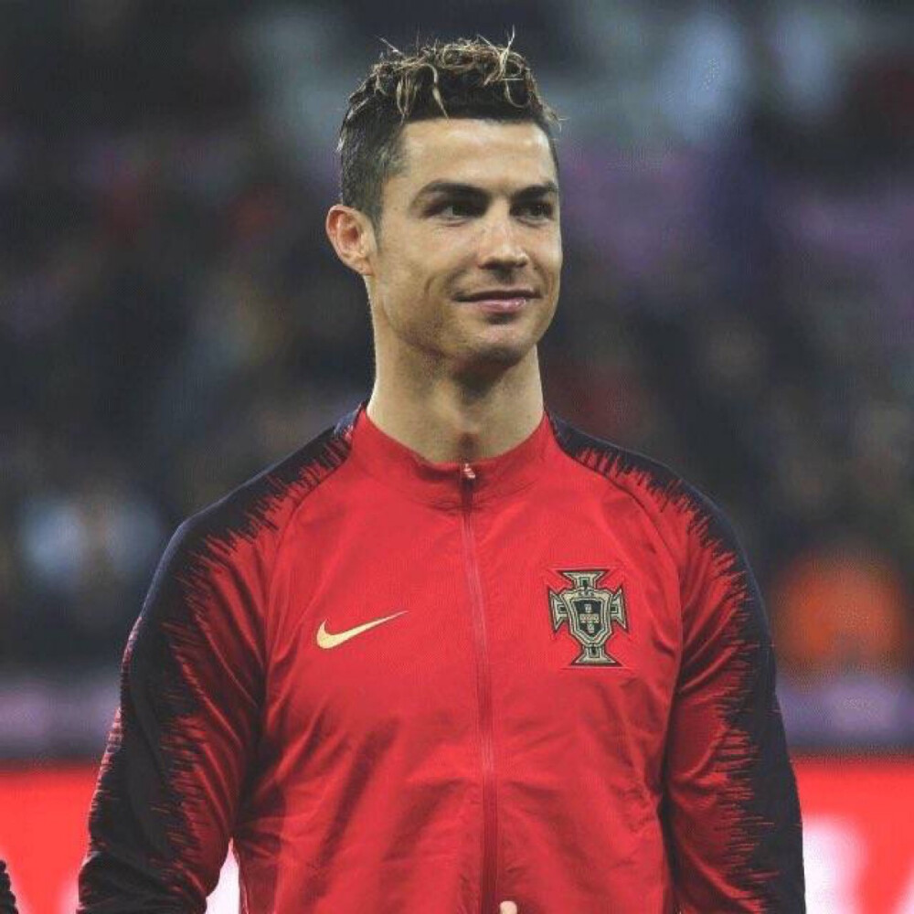 奥莱报：迪马利亚壁画遭到涂污，青训教练指责罗萨里奥球迷（奥莱：迪马利亚壁画遭涂鸦，青训教练怒斥罗萨里奥球迷）