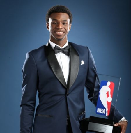 欧冠积分榜分析：小组晋级形势紧张,（欧冠形势解读：各组出线竞争白热化）