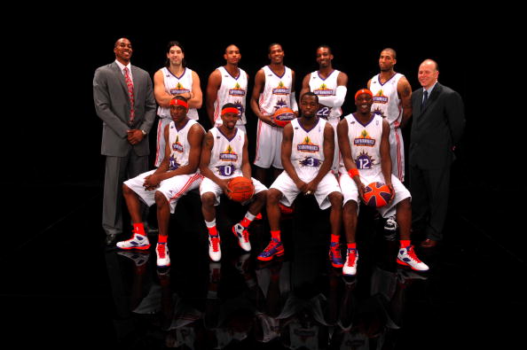 本菲卡2-0那不勒斯，里奥斯传射，巴雷罗破门（本菲卡2-0力克那不勒斯，里奥斯传射立功，巴雷罗建功）