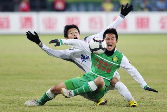 WTT总决赛女单1／8决赛，陈幸同4-2战胜队友石洵瑶，晋级8强（WTT总决赛女单16强赛：陈幸同4-2击败石洵瑶，挺进八强）