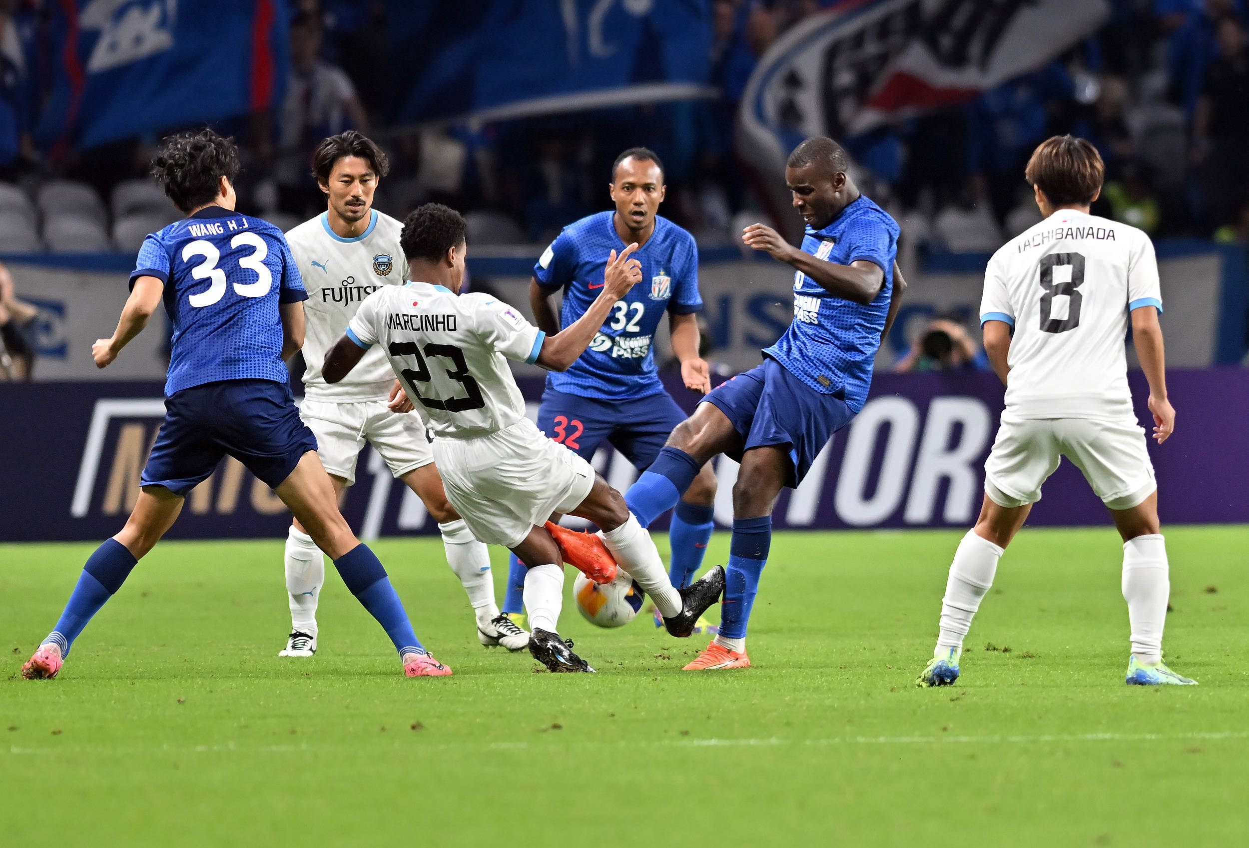 赛场冲突 赛场冲突